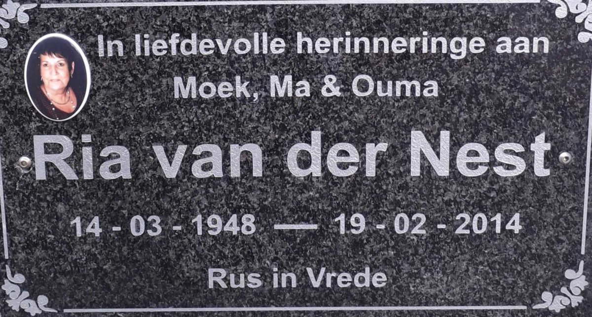 NEST Ria, van der 1948-2014