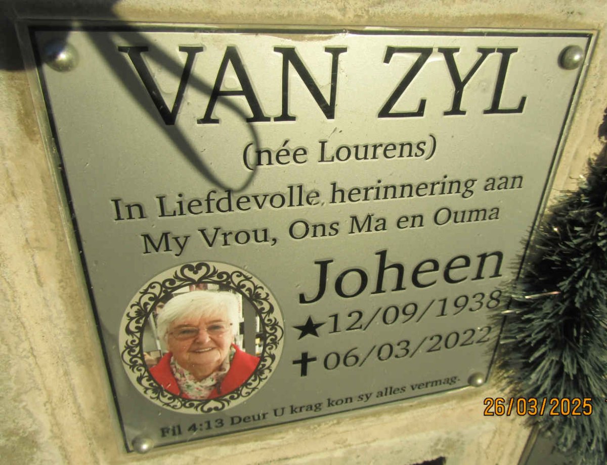 ZYL Joheen, van nee LOURENS 1938-2022