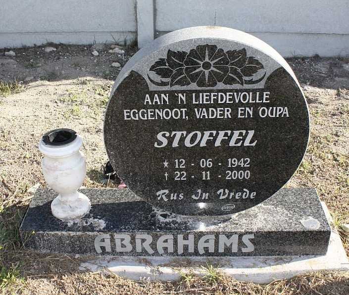 ABRAHAMS Stoffel 1942-2000