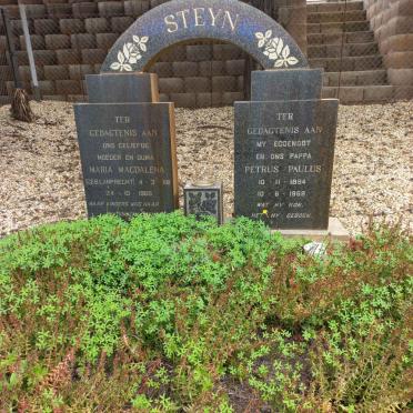 STEYN Petrus Paulus 1894-1969 & Maria Magdalena LAMPRECHT 1911-1986