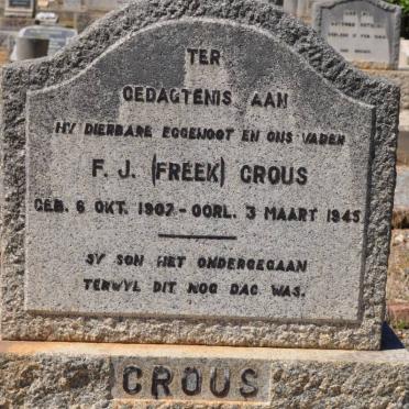CROUS F.J. 1907-1945