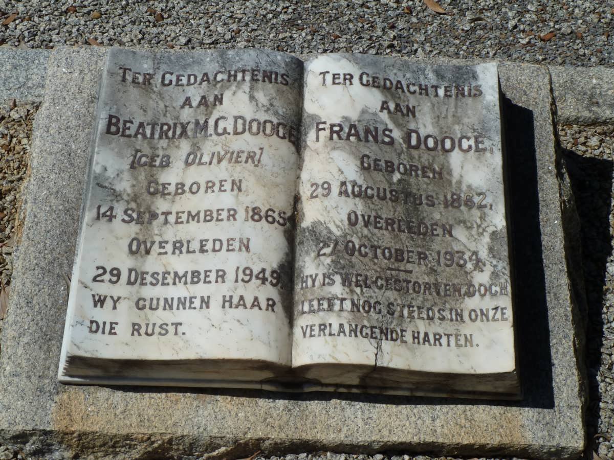 DOOGE Frans 1862-1934 &amp; Beatrix M.G. OLIVIER 1865-1949