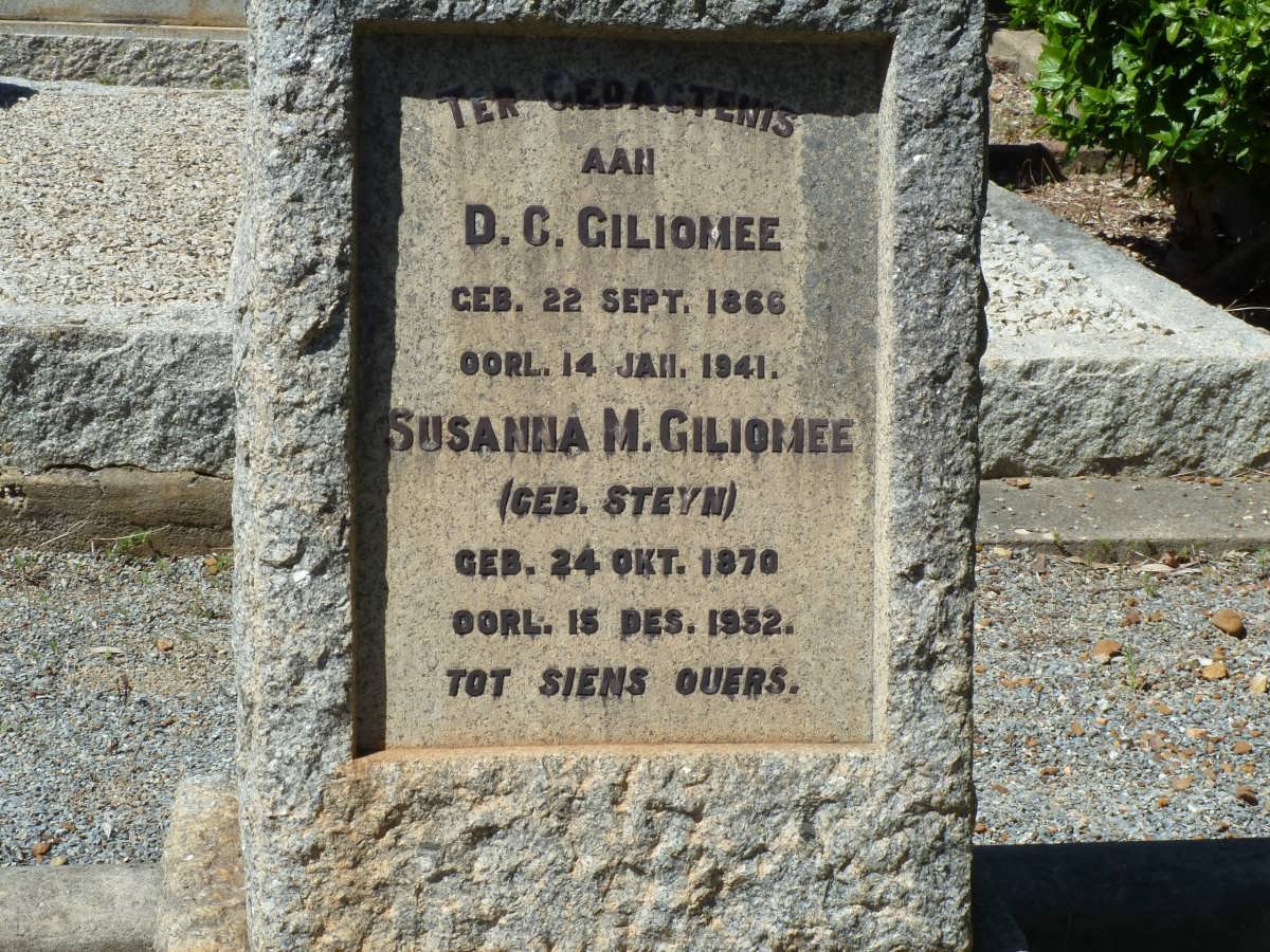 GILIOMEE D.C. 1866-1941 &amp; Susanna M. STEYN 1870-1952