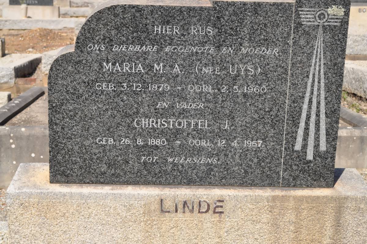 LINDE Christoffel J. 1880-1967 &amp; Maria M.A. UYS 1879-1960