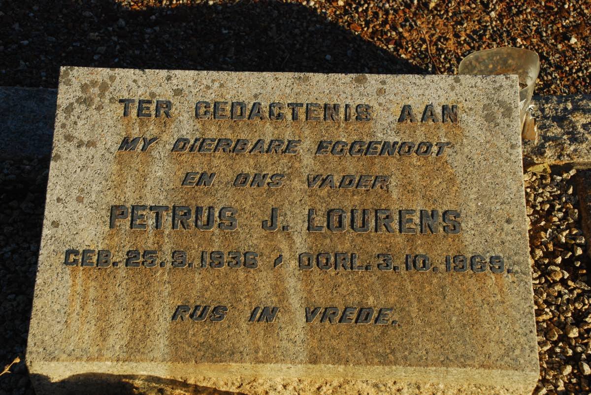 LOURENS J. Petrus 1936-1965