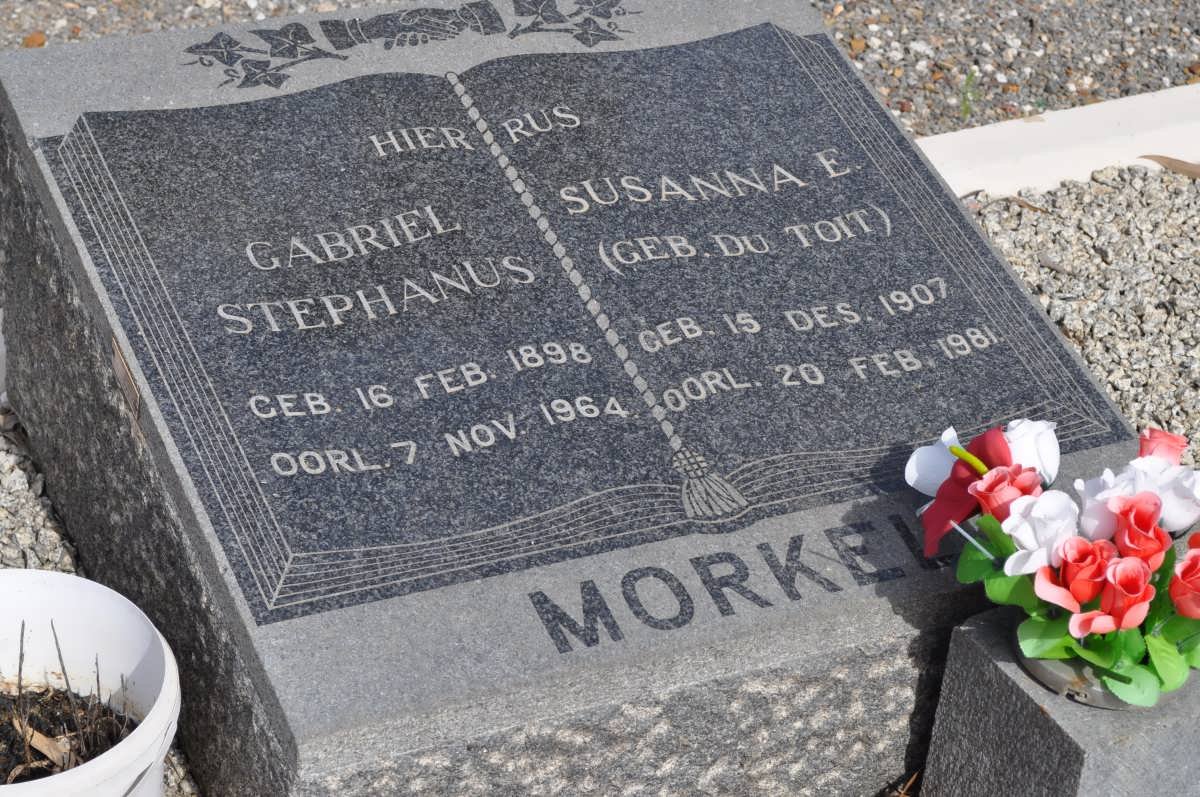 MORKEL Gabriel Stephanus 1898-1964 &amp; Susanna E. DU TOIT 1907-1981