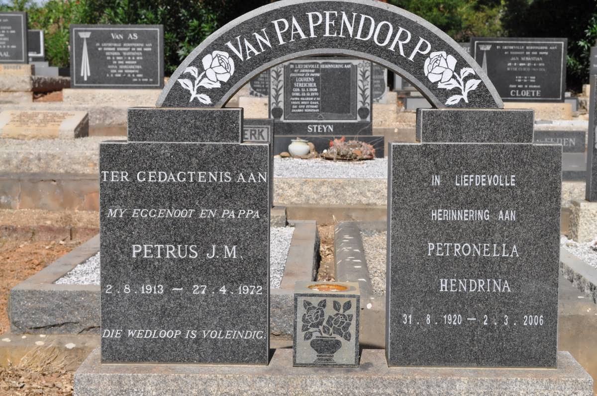 PAPENDORP Petrus J.M., van 1913-1972 &amp; Petronella Hendrina 1920-2006