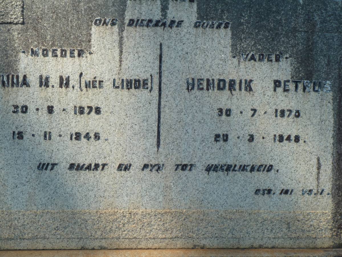 WESTHUIZEN Hendrik Petrus, v.d. 1970-1948 &amp; Susanna M.M. LINDE  1876-1945