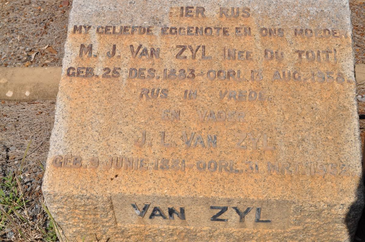 ZYL J.L., van 1881-1962 &amp; M.J. DU TOIT 1883-1958
