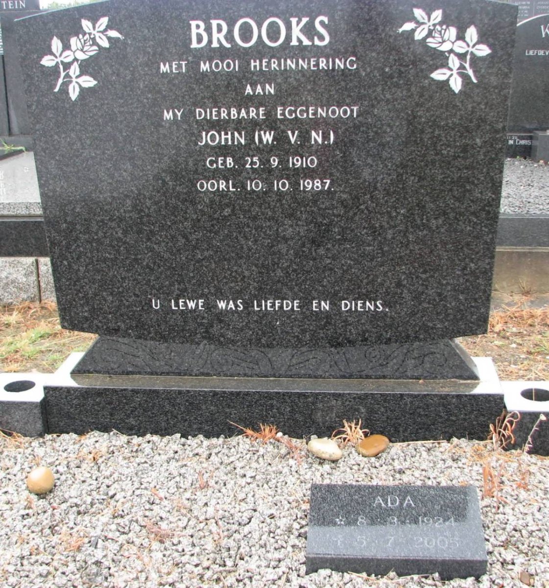 BROOKS John W.V.N. 1910-1987 :: BROOKS ADA 1924-2005