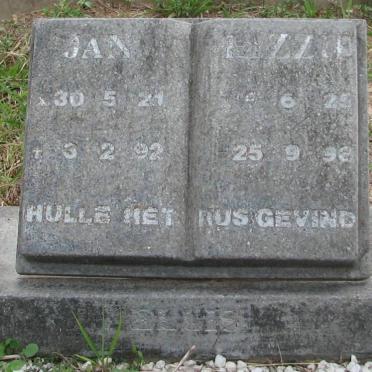 ELLIS Jan 1921-1992 &amp; Lizzie 1925-1996