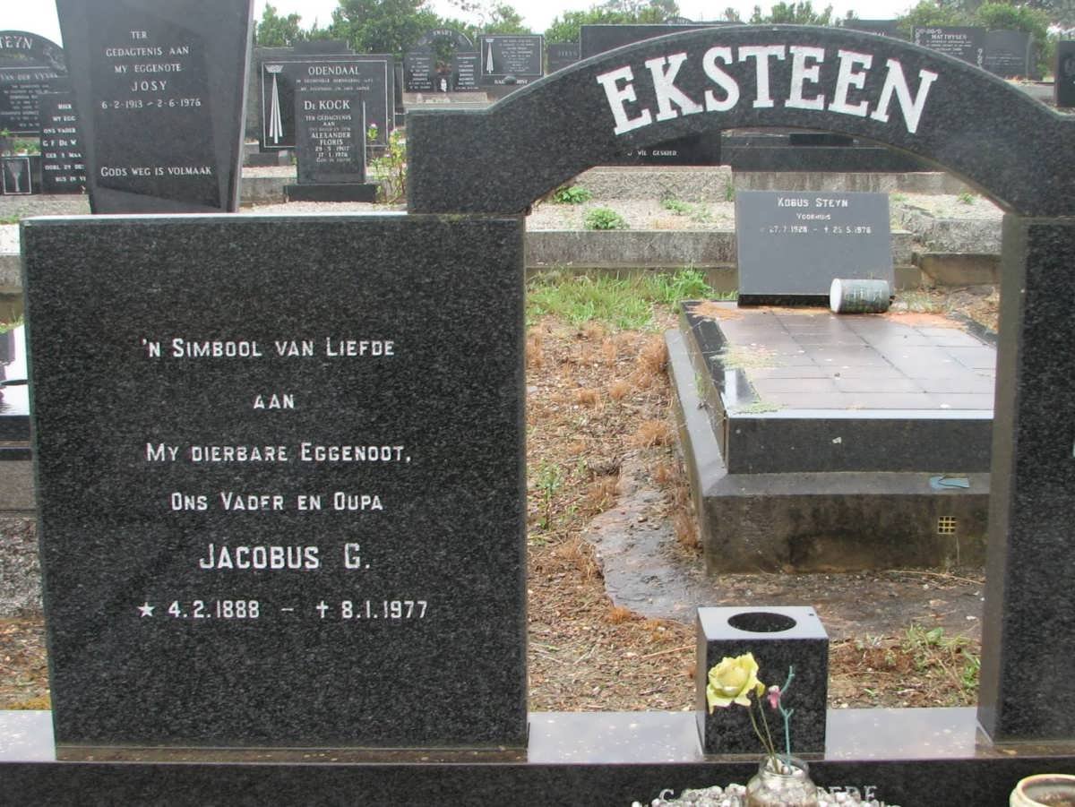 EKSTEEN Jacobus G. 1888-1977 &amp; Elizabeth M.J. DU TOIT 1898-1979