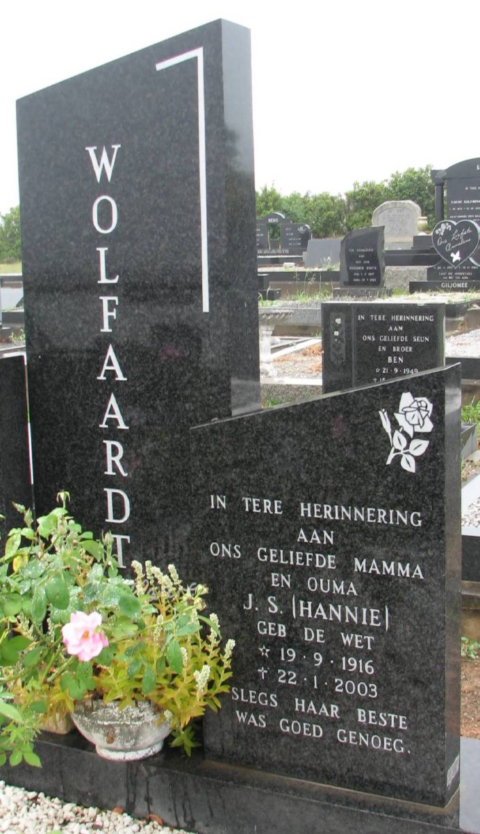 WOLFAARDT J.S. nee DE WET 1916-2003