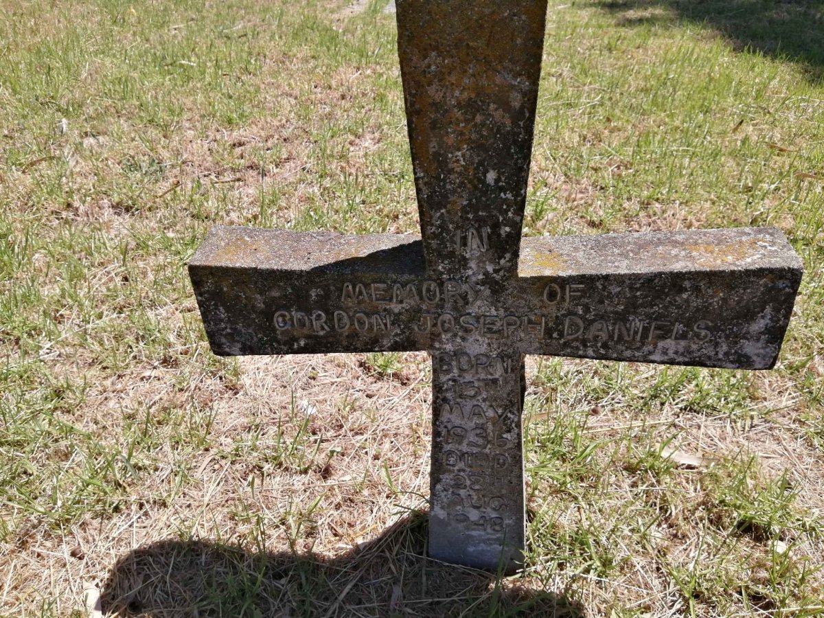 DANIELS Gordon Joseph 1936-1948