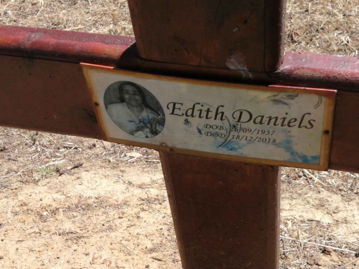 DANIELS Edith 1937-2018