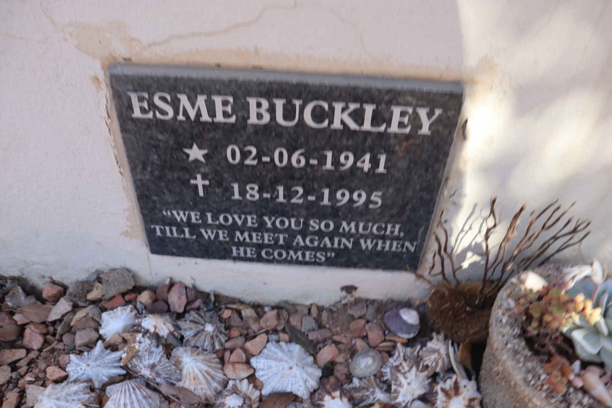 BUCKLEY Esme 1941-1995