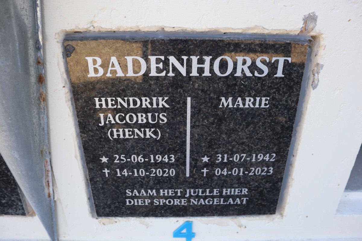 BADENHORST Hendrik 1943-2020 & Marie 1942-2023