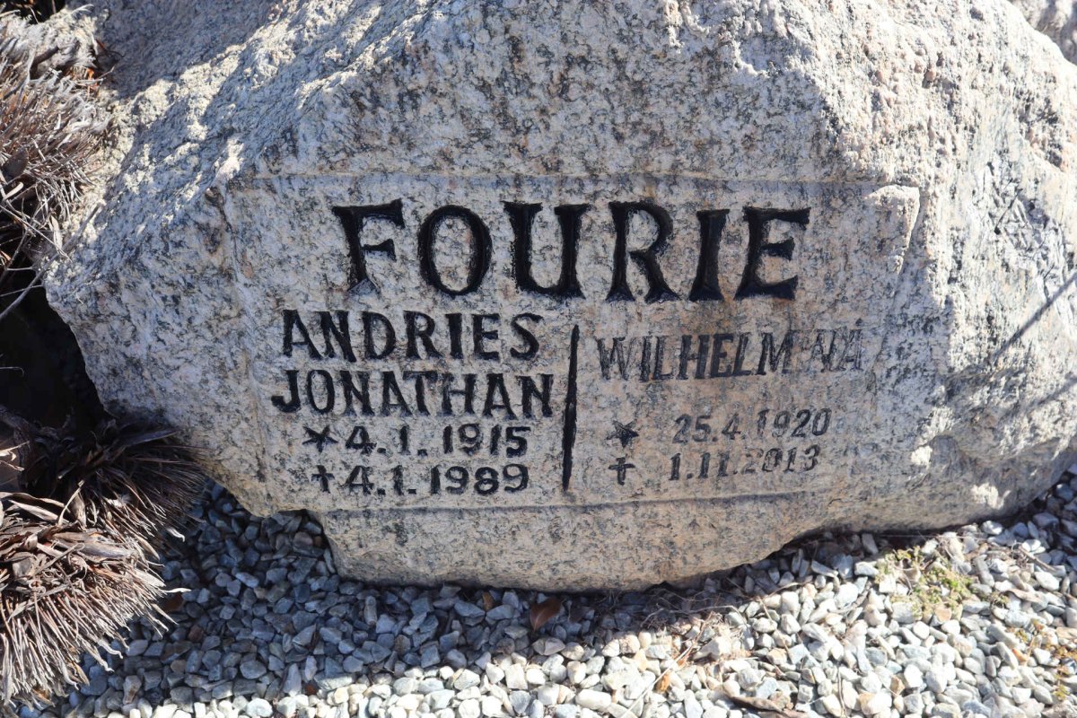 FOURIE Andries Jonathan 1915-1989 & Wilhelmina 1920-2013