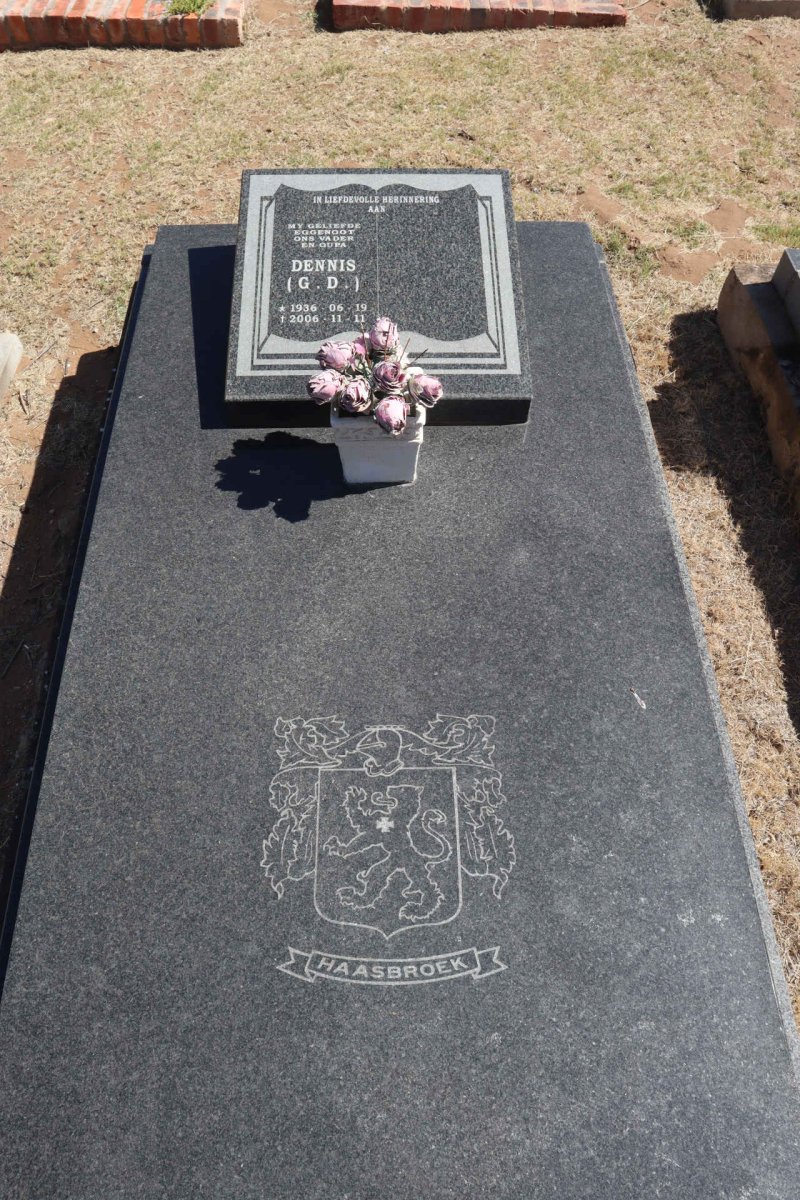 HAASBROEK Dennis 1936-2006