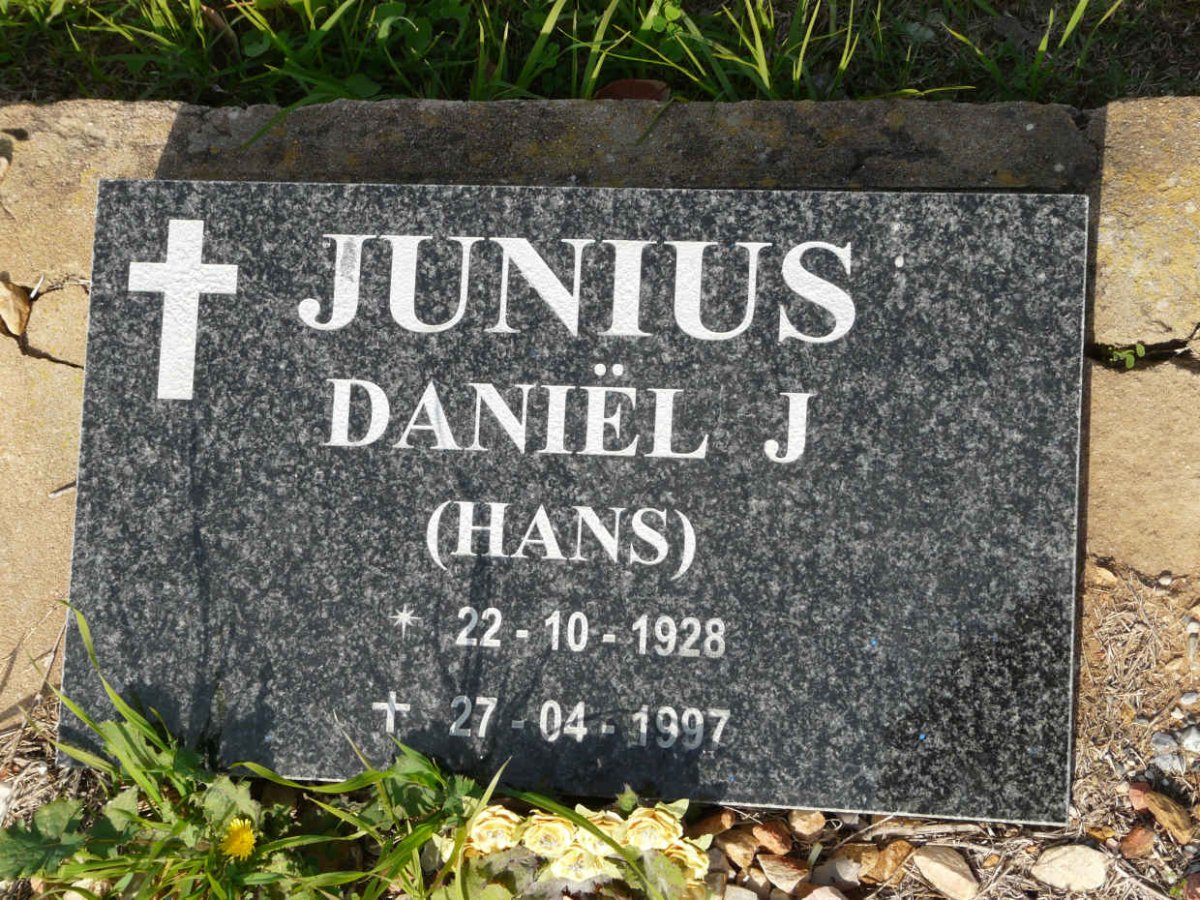 JUNIUS Daniël J 1928-1997