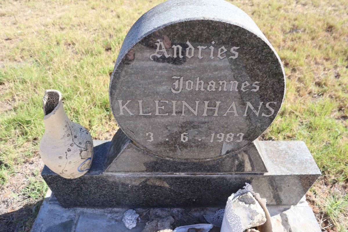 KLEINHANS Andries Johannes 1983-