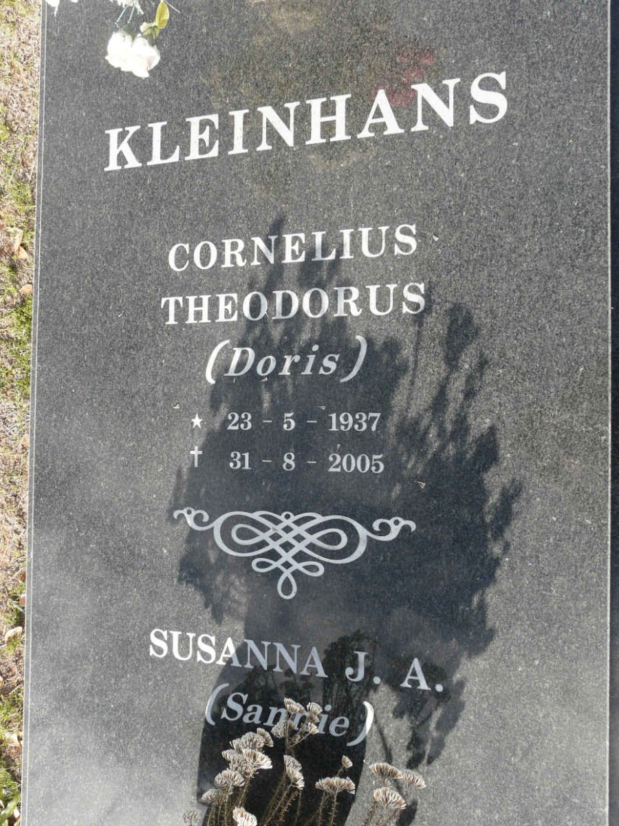 KLEINHANS Cornelius Theodoris 1937-2005 &amp; Susanna J.A. ?