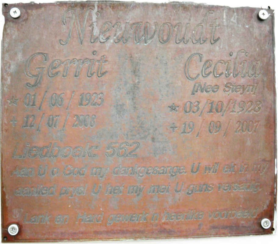 NIEUWOUDT Gerrit 1923-2008 &amp; Cecilia STEYN 1928-2007