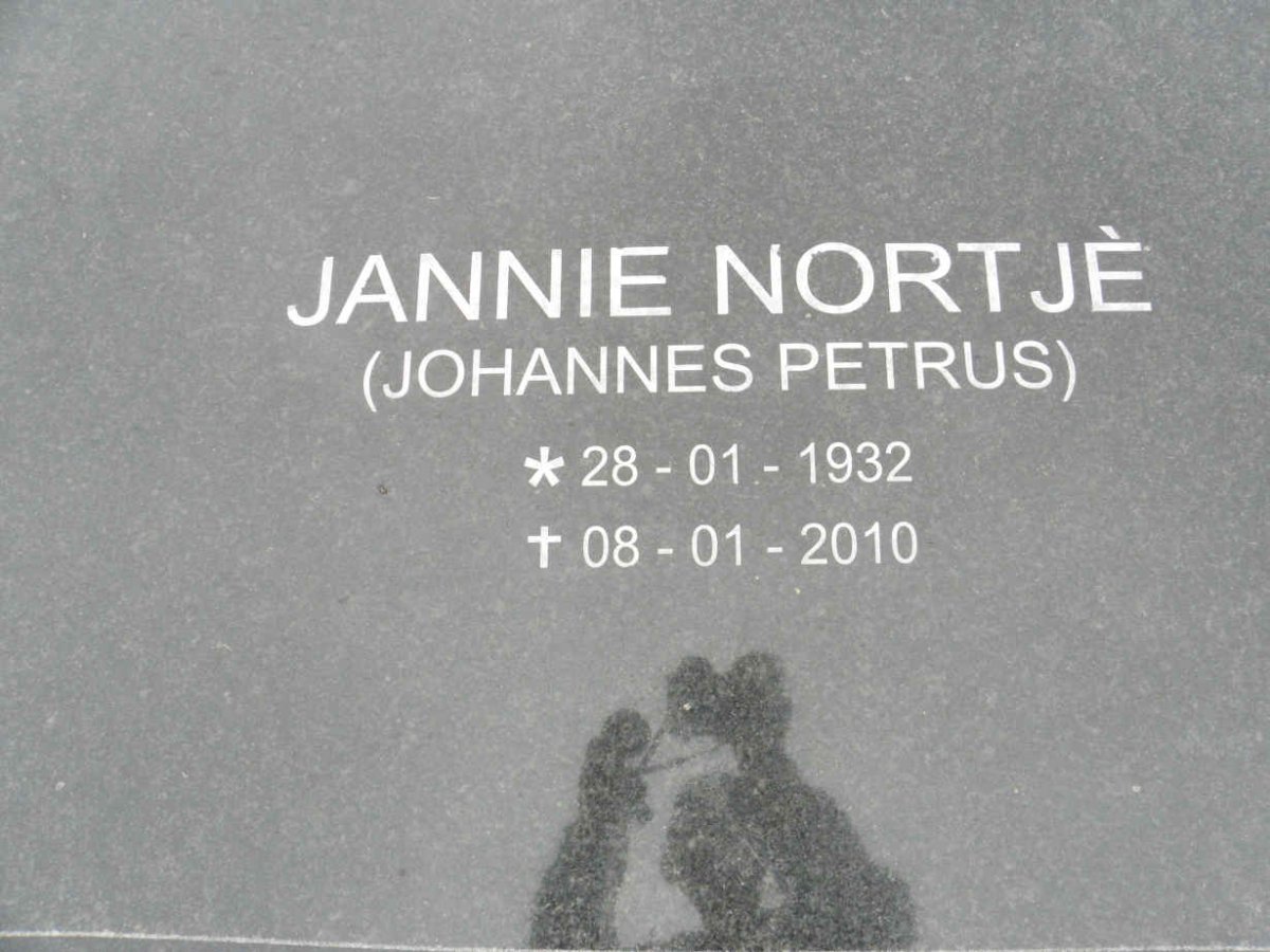 NORTJÈ  Johannes Petrus 1932-2010