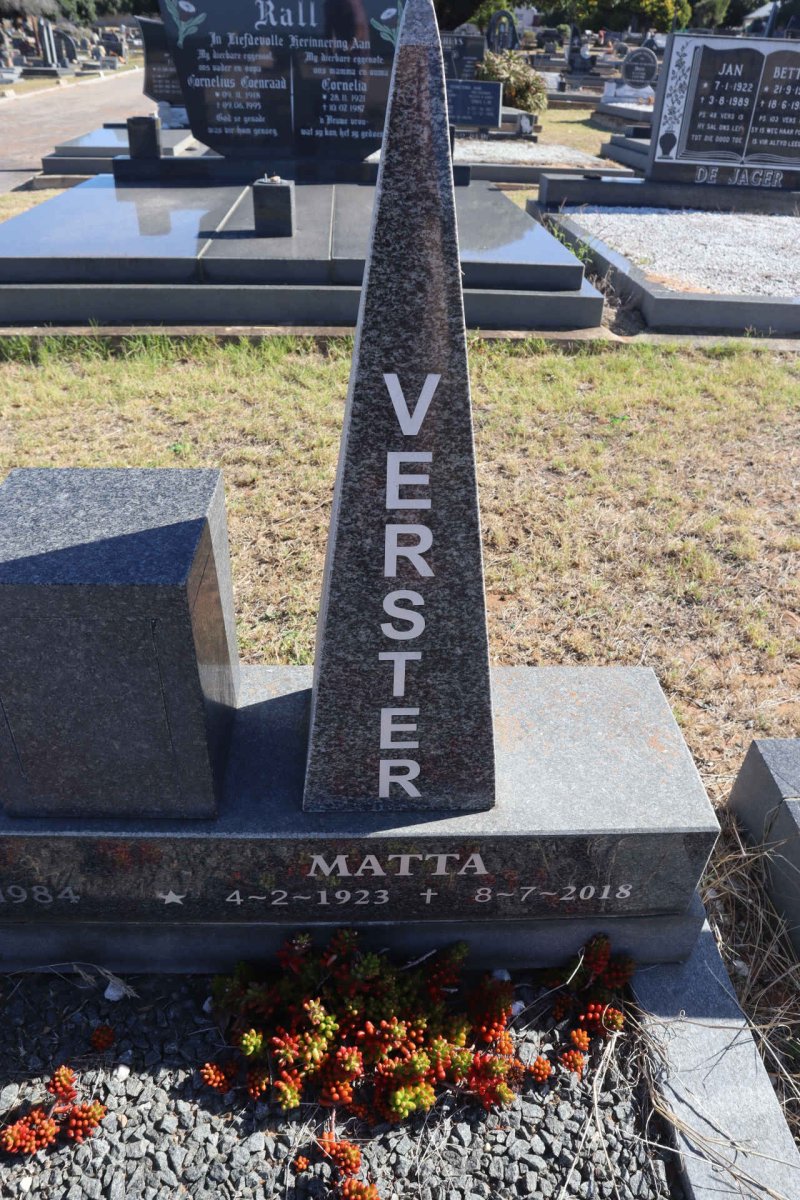 VERSTER Matta 1923-2018 :: DU TOIT Amelia 1984-1984_3