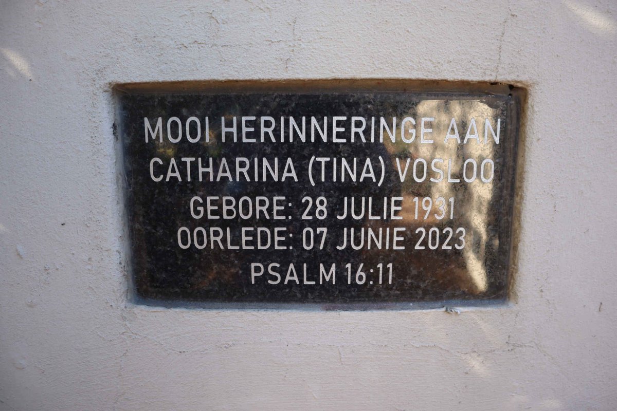 VOSLOO Catherina 1931-2023