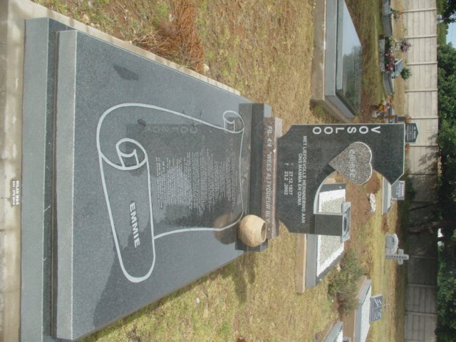 VOSLOO Emmie 1927-2002