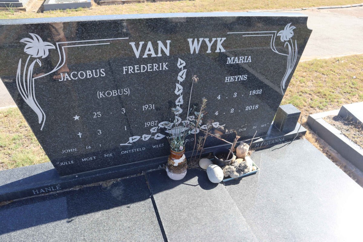 WYK Jacobus Frederik, van 1931-1987 & Maria Heyns 1932-2018