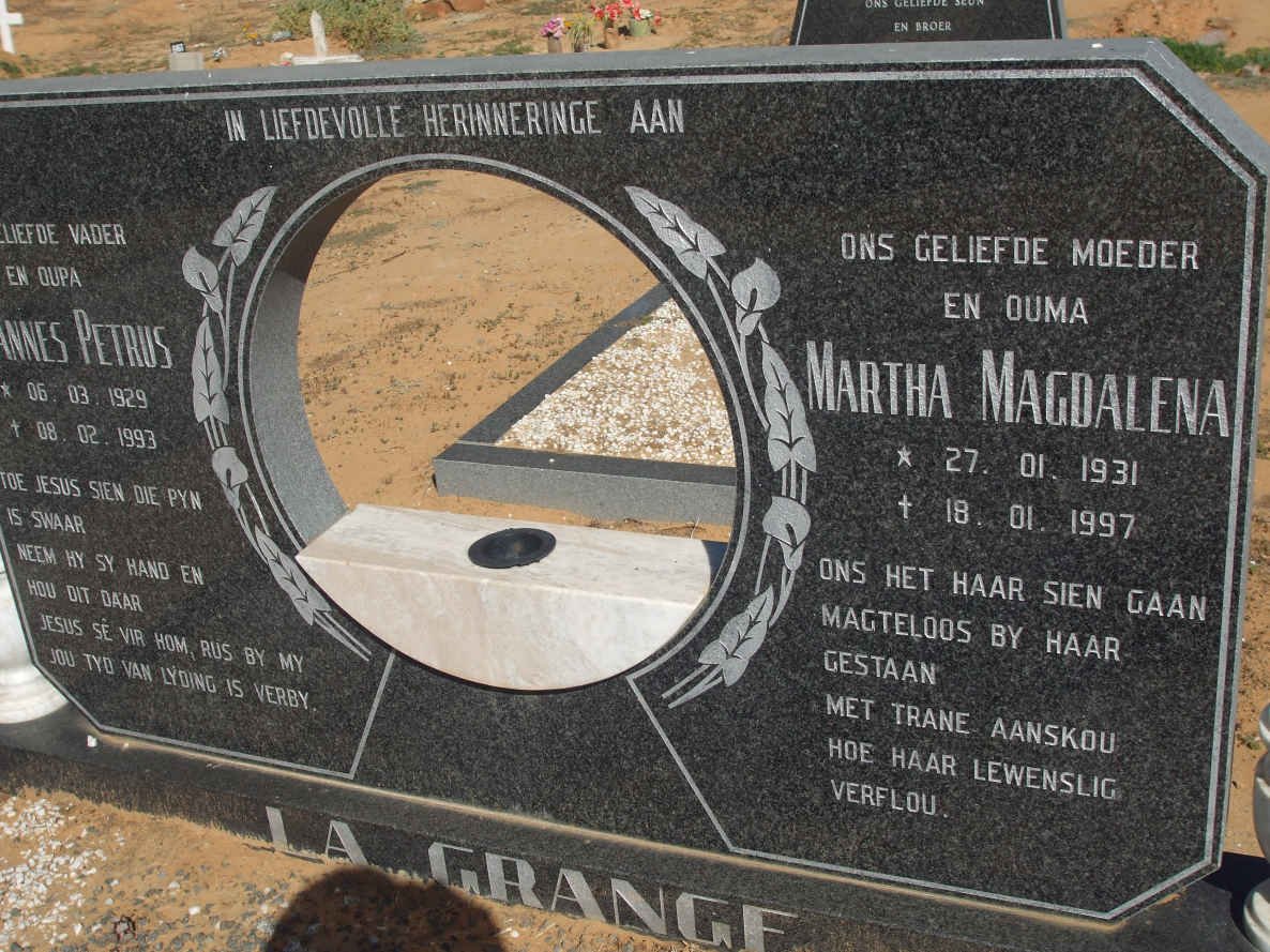 GRANGE Johannes Petrus, la 1929-1993 &amp; Martha Magdalena 1931-1997
