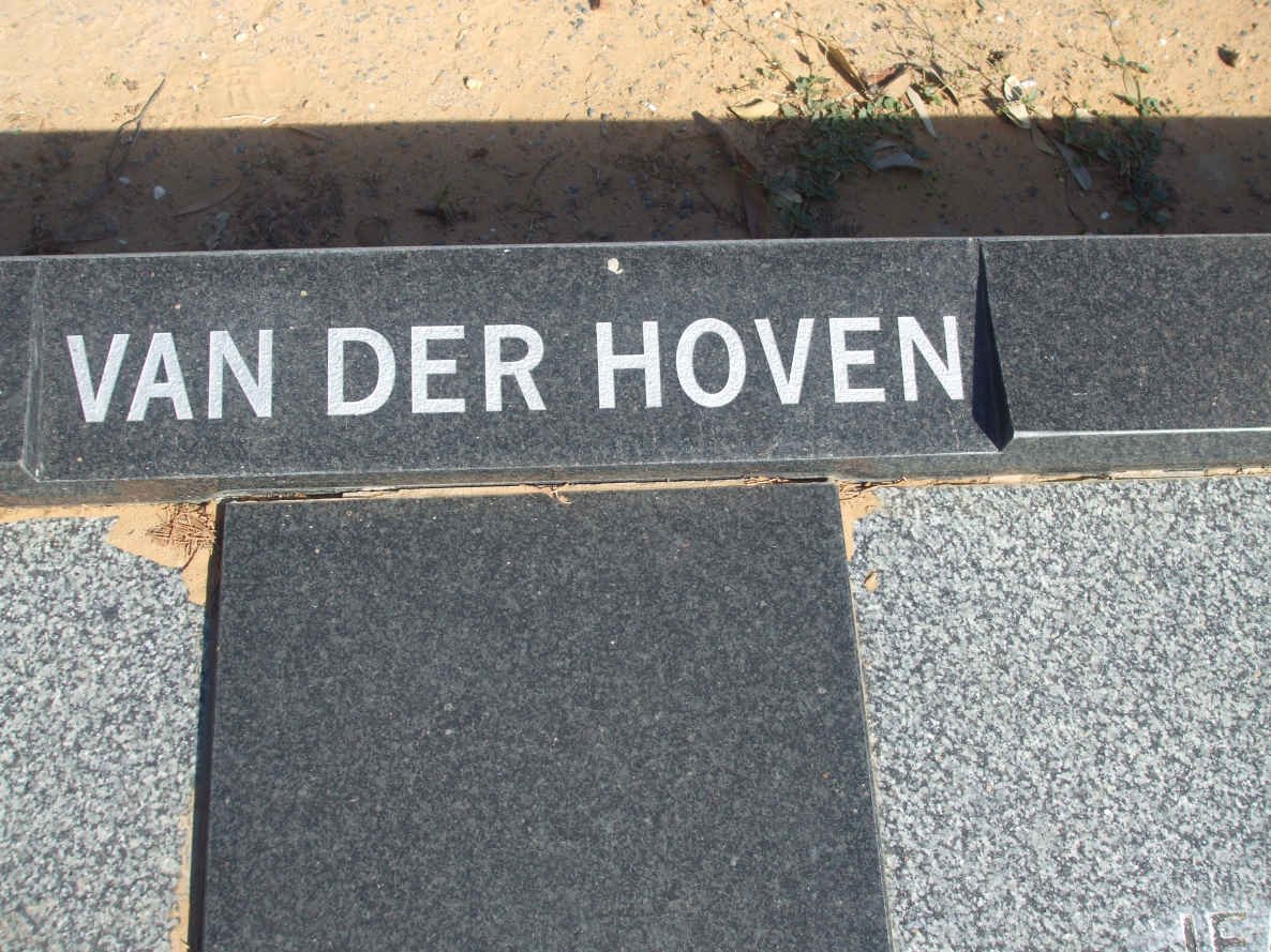 HOVEN Hermanus Johannes, van der 1923-1998 &amp; Jeanetha BRITS 1931-1996