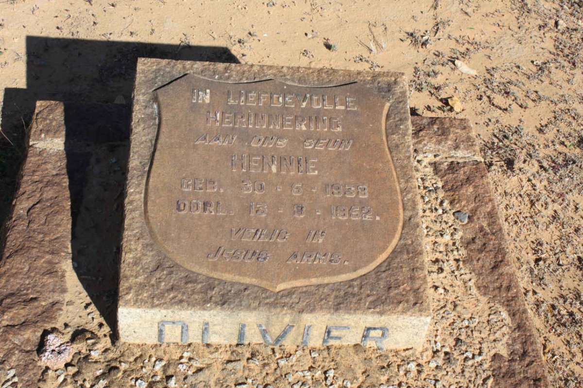 OLIVIER Hennie 1938-1952