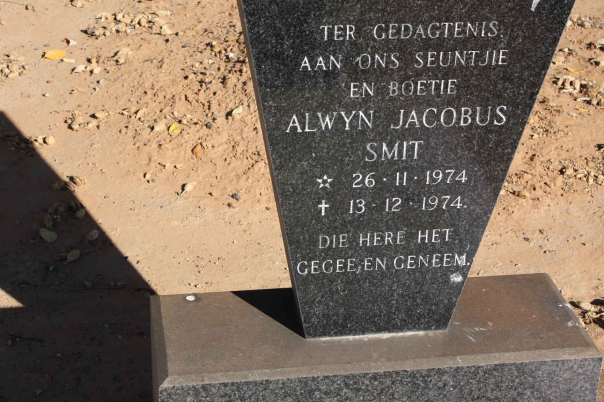 SMIT Alwyn Jacobus 1974-1974