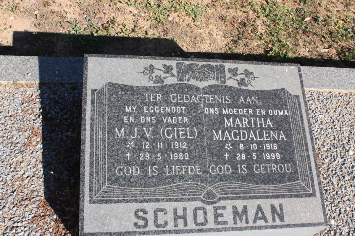 SCHOEMAN M.J.V.  1912-1980 &amp; Martha Magdalena  1916-1999
