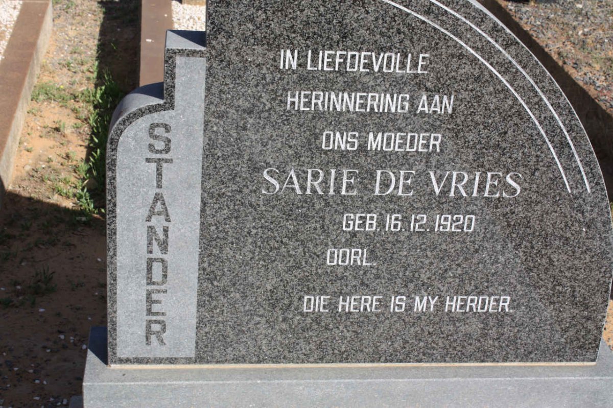 STANDER Sarie de Vries 1920-