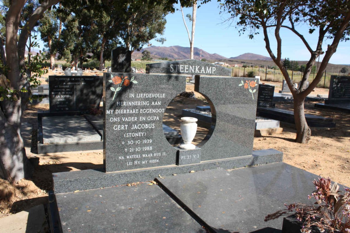 STEENKAMP Gert Jacobus 1939-1988