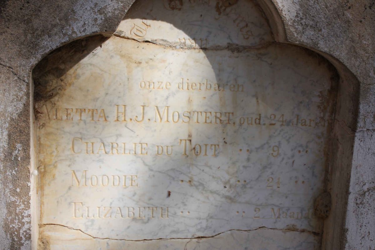 TOIT, du :: MOSTERT