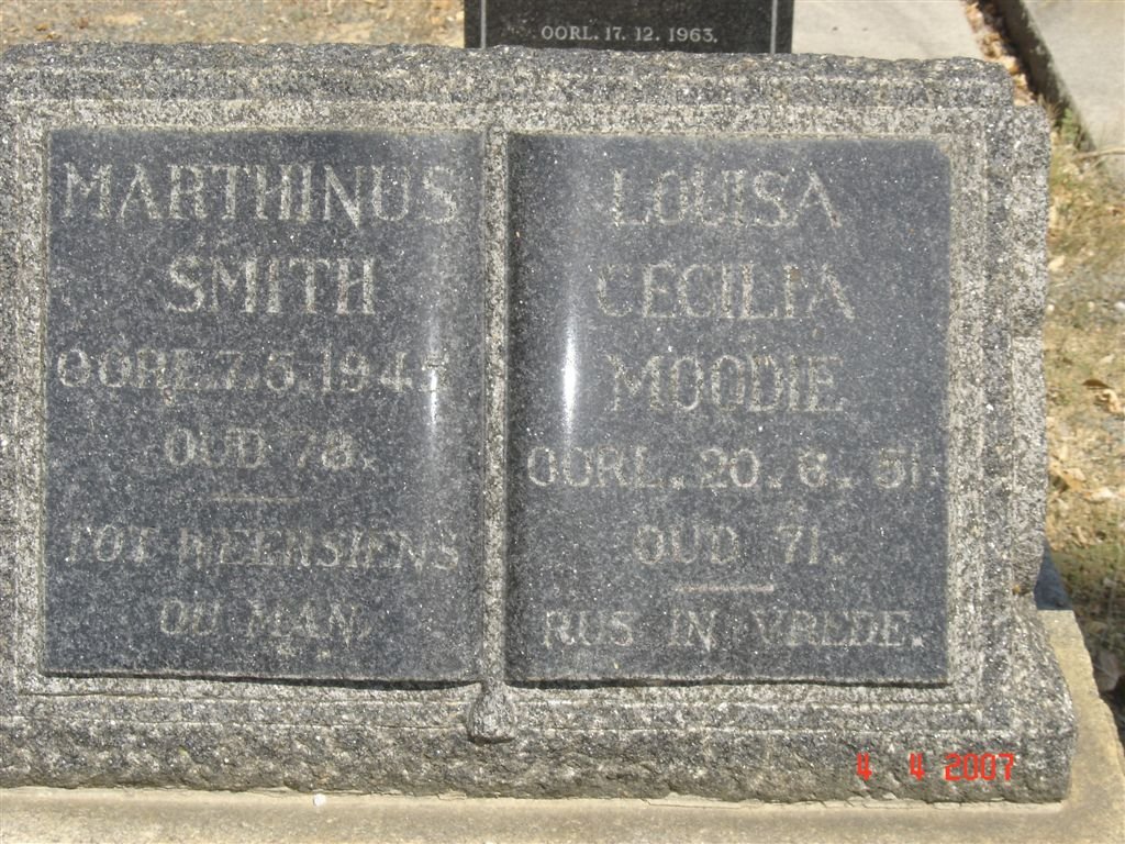 SMITH Marthinus -1945 &amp; Louisa Cecilia MOODIE -1951