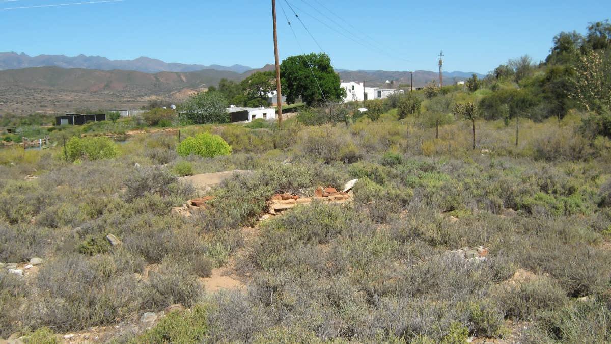 2. Overview on Farmhouse &amp; Cemetery