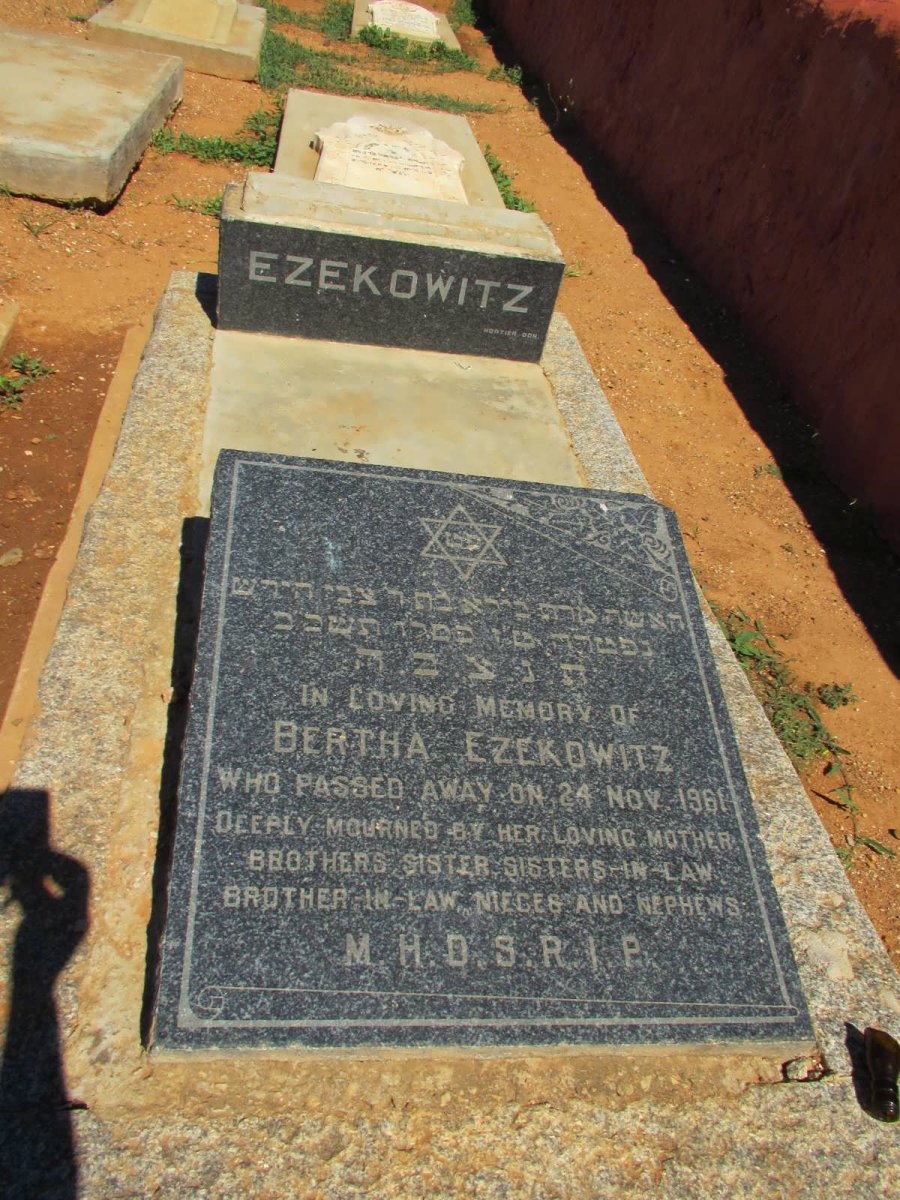 EZEKOWITZ Bertha -1961