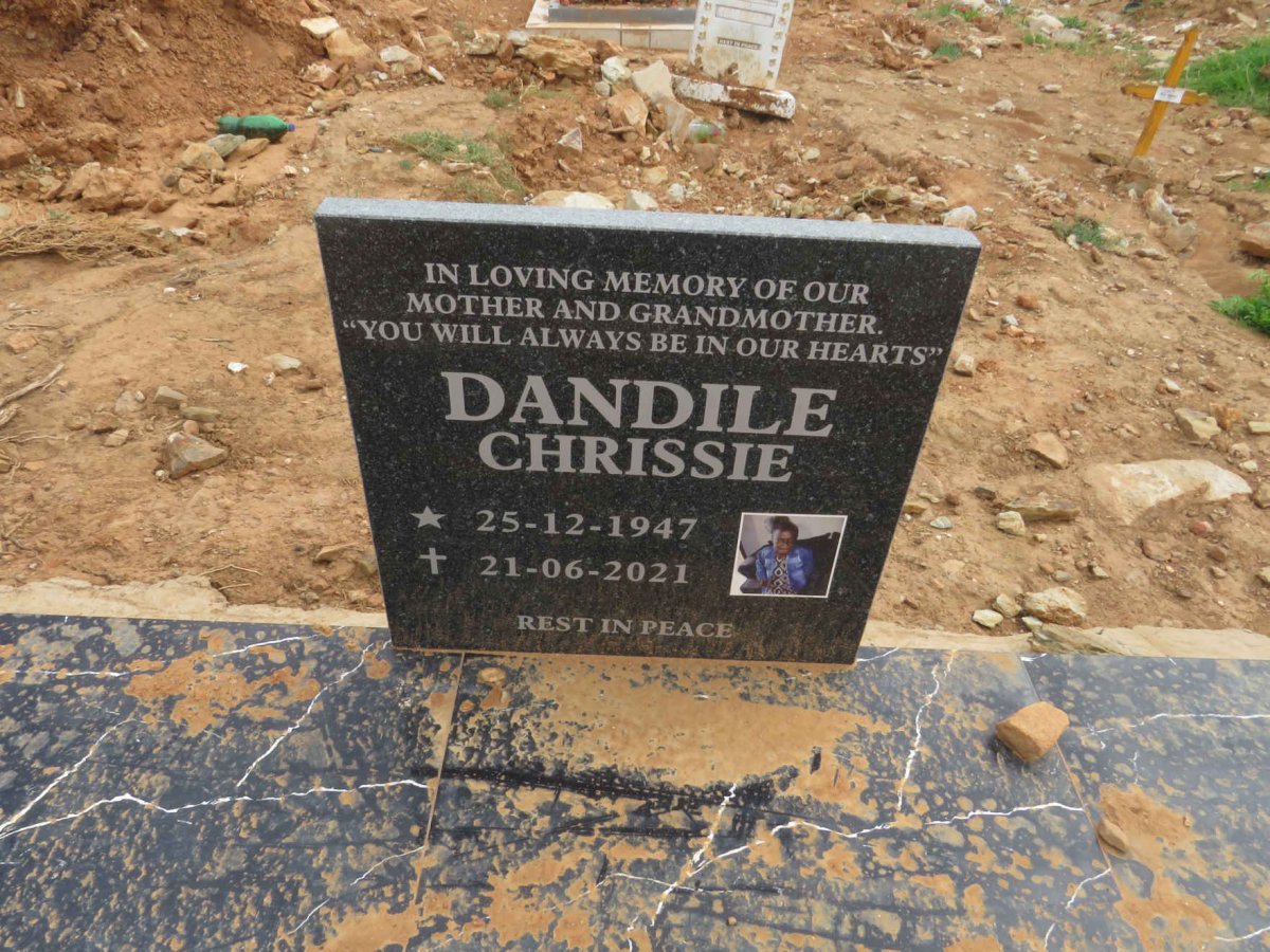 DANDILE Chrissie 1947-2021