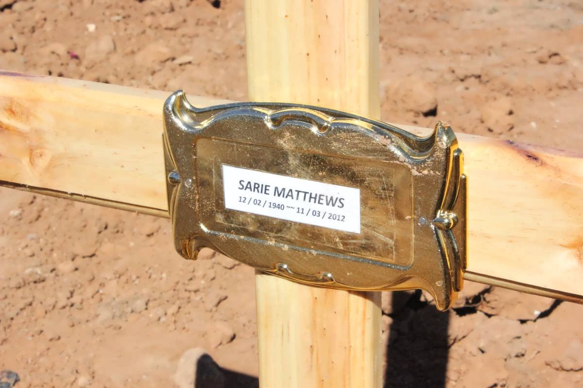 MATTHEWS Sarie 1940-2012