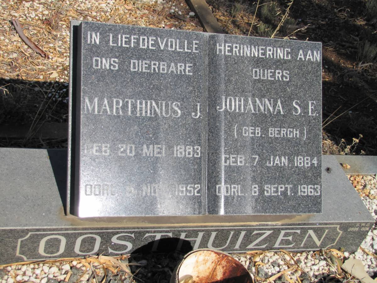 OOSTHUIZEN Marthinus J. 1883-1952 &amp; Johanna S.E. BERGH 1884-1963