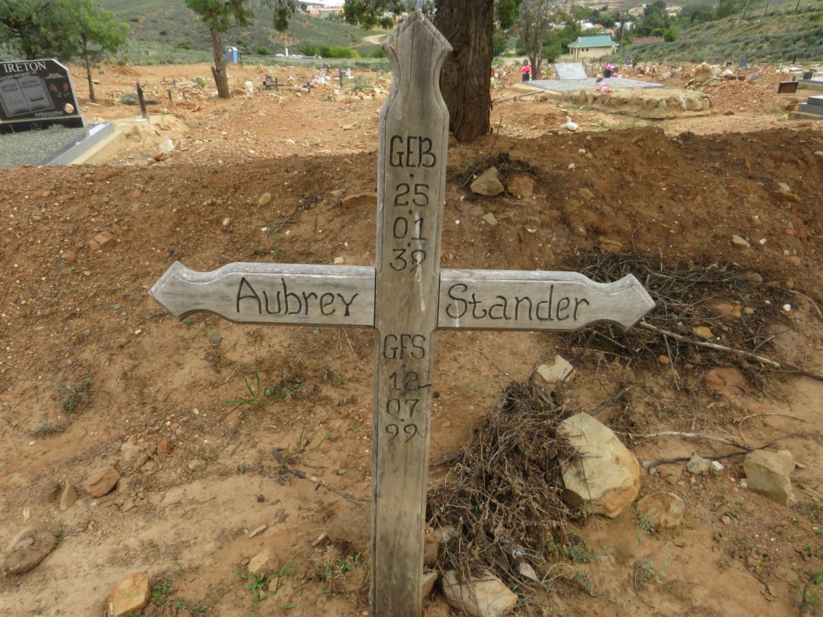 STANDER Aubrey 1939-1999