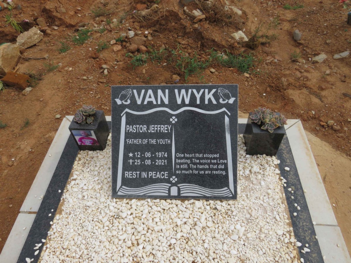 WYK Jeffrey, van 1974-2021
