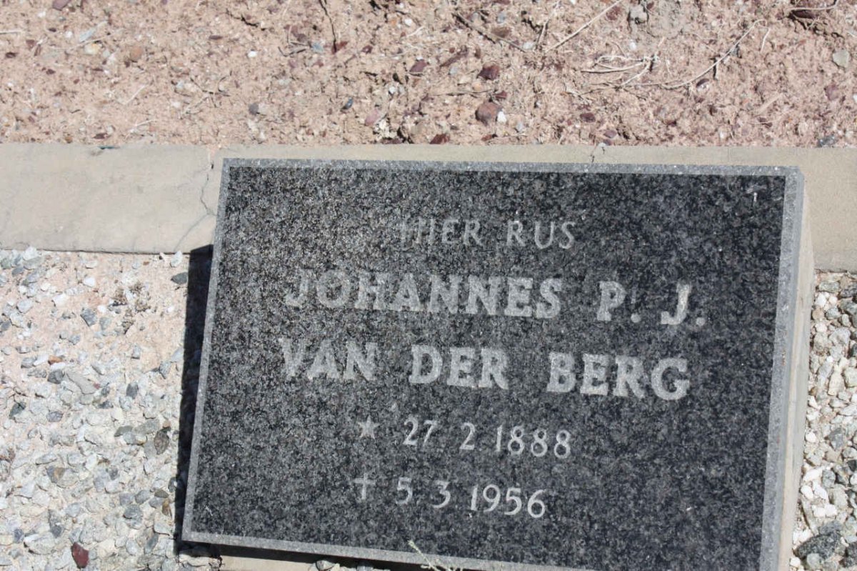 BERG Johannes P.J., van der 1888-1956