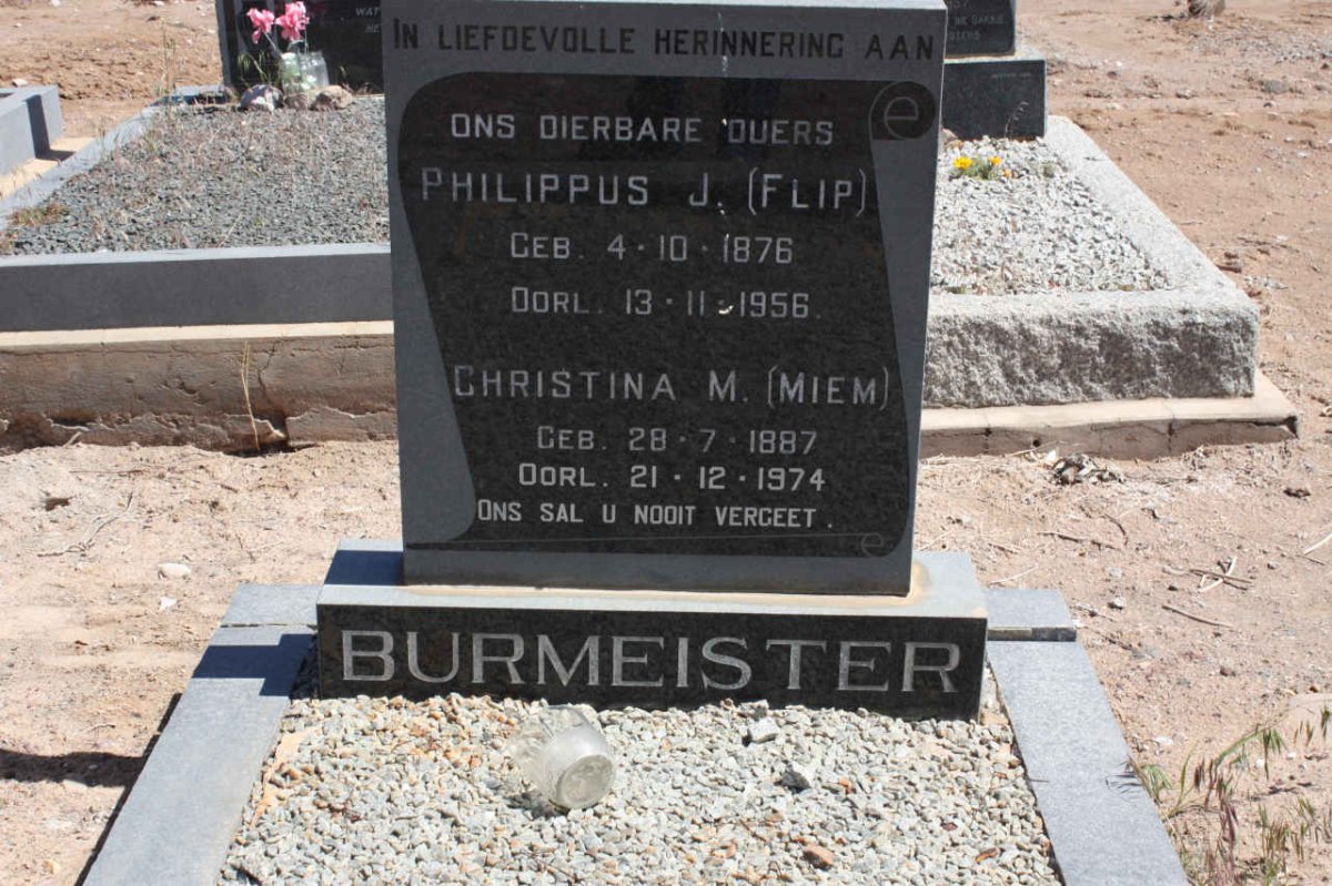 BURMEISTER Philippus J. 1876-1956 &amp; Christina M. 1887-1974